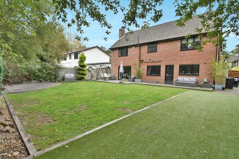 4 bedroom detached house for sale, Cedar Way, Ferndown, BH22