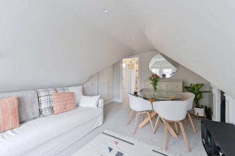 1 bedroom flat for sale, Crockerton Road, Tooting Bec, London, SW17