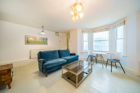 2 bedroom flat for sale, Chesterton Road, London W10