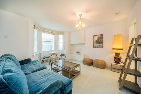 2 bedroom flat for sale, Chesterton Road, London W10