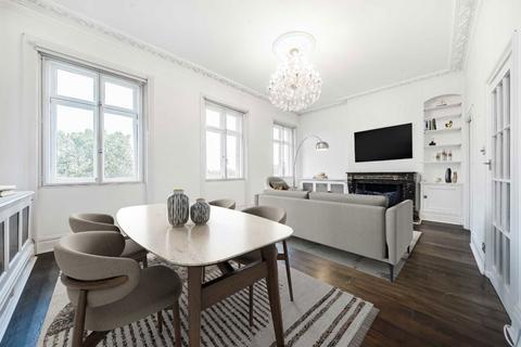 1 bedroom flat for sale, Hyde Park Gardens, London W2