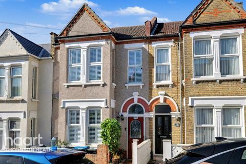 undefined, Woodville Road, Thornton Heath