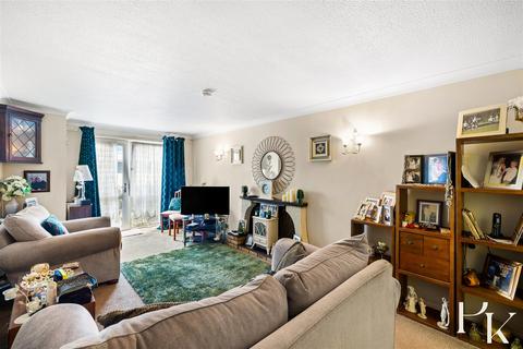 1 bedroom retirement property for sale, Eastern Road, Brighton BN2