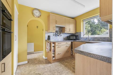 undefined, Ashtead