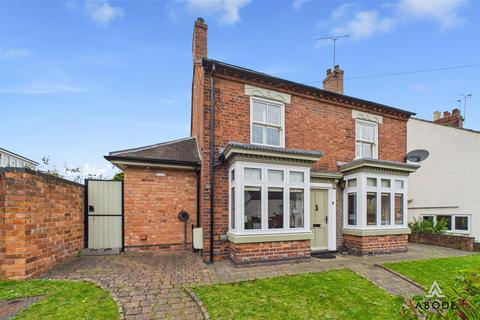 undefined, Main Street, Burton On Trent DE15