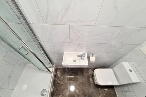 1 bedroom flat to rent, Kilburn High Road, London, NW6