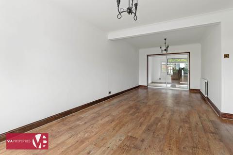 4 bedroom semi-detached house for sale, Varney Close, Waltham Cross EN7