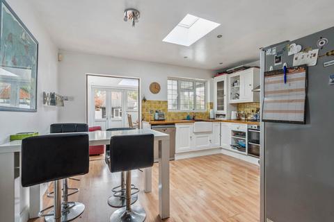 undefined, Berry Avenue, Watford