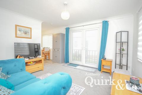 1 bedroom park home for sale, Creek Road, Canvey Island, SS8