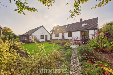 4 bedroom detached house for sale, Llanfallteg, Whitland