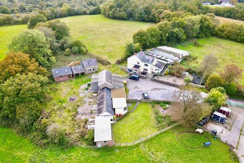 5 bedroom property with land for sale, Tycroes Road, Tycroes, Ammanford, SA18