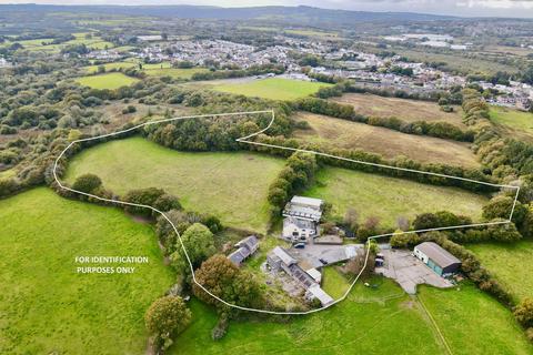 5 bedroom property with land for sale, Tycroes Road, Tycroes, Ammanford, SA18