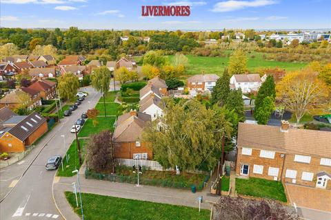 3 bedroom semi-detached house for sale, Martin Road, Dartford