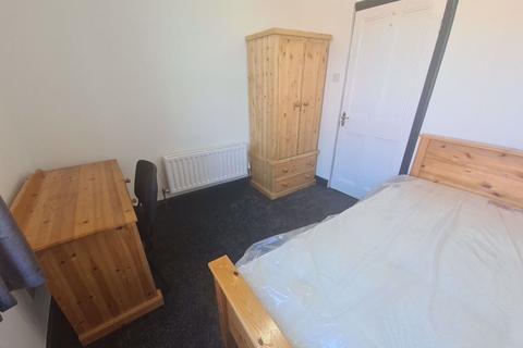 5 bedroom house to rent, Brudenell Street, Leeds LS6