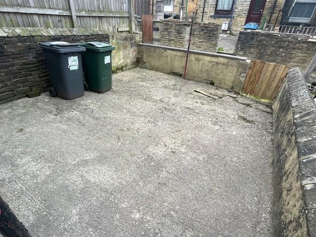 Rear Yard.jpg