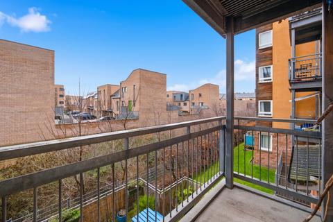 2 bedroom flat for sale, 6/6 Albion Gardens, Easter Road, Edinburgh, EH7