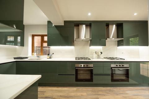 undefined, Elm Road, Earley, RG6