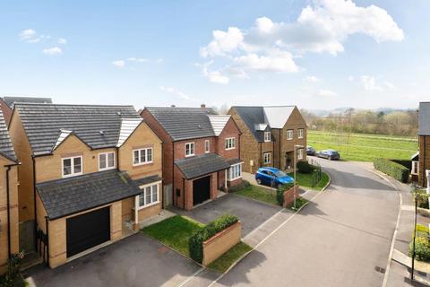 Banbury, Oxfordshire, OX16