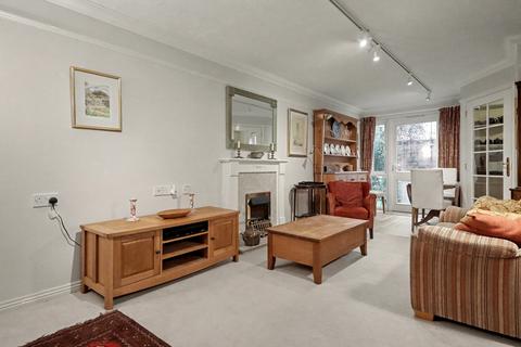 2 bedroom retirement property for sale, Cavendish Lodge, Glastonbury