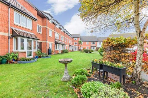 undefined, 46 Shannock Court, George Street NR26