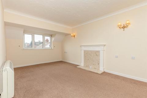undefined, 46 Shannock Court, George Street NR26