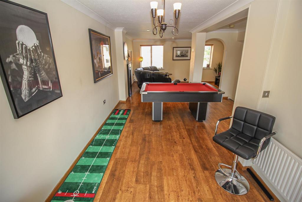 Lounge Dining Room