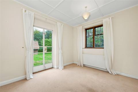 undefined, Eriswell Road, Hersham, Walton-On-Thames, Surrey, KT12
