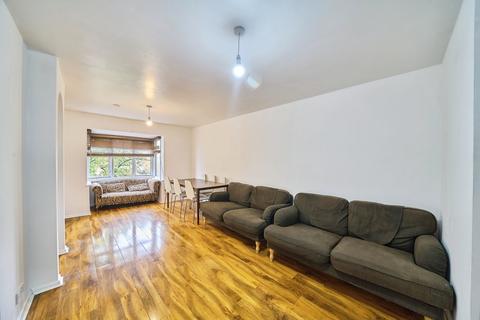 undefined, Cubitt Square, Southall UB2