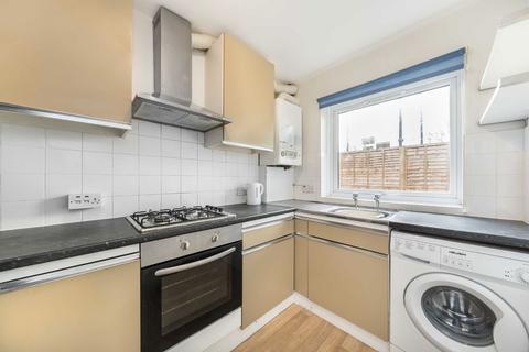 undefined, Grand Drive, London SW20
