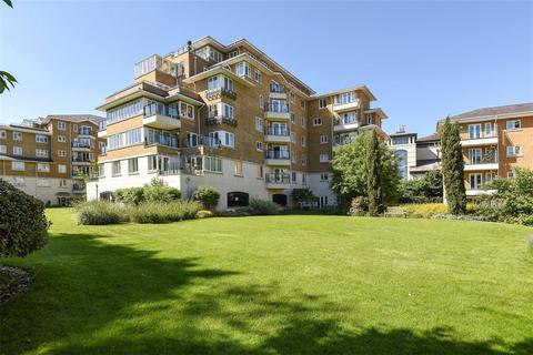Strand Drive, Surrey
