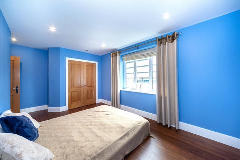 2 bedroom apartment for sale, Strand Drive, Surrey