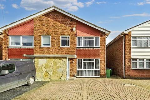 17 Clare Way, Bexleyheath, DA7 5JU