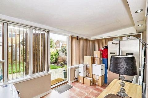 17 Clare Way, Bexleyheath, DA7 5JU