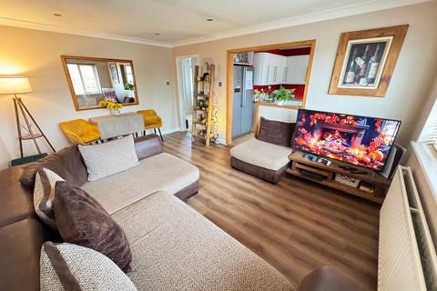 2 bedroom maisonette for sale, Feltham Road, Ashford TW15