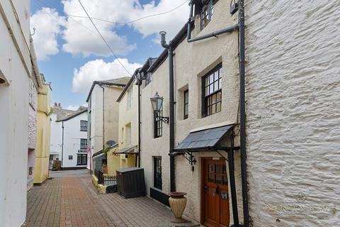 4 bedroom terraced house for sale, Lower Market Street, Cornwall PL13