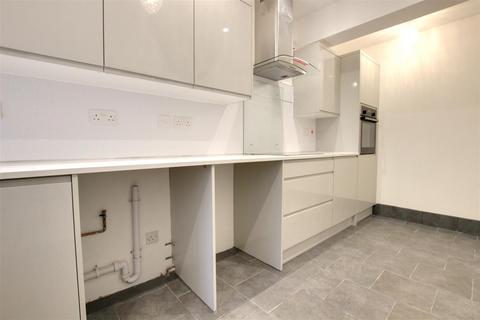 undefined, Mere Way, Swanland HU14
