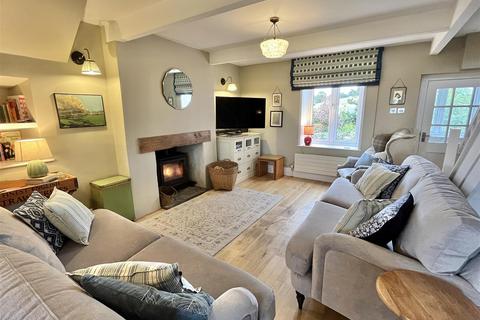 undefined, Sandy Lane, Chisworth, Glossop