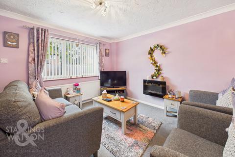3 bedroom terraced house for sale, Pearce Road, Diss