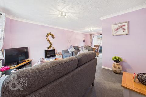 3 bedroom terraced house for sale, Pearce Road, Diss