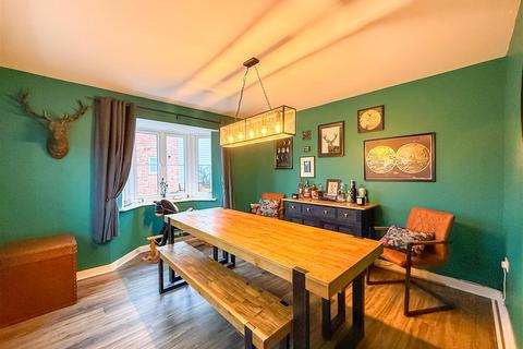 undefined, Oak Crescent, Burnham-On-Crouch