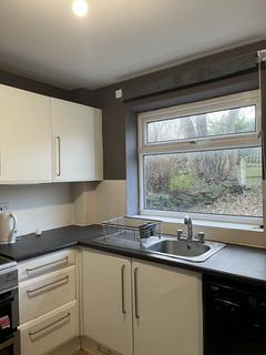 undefined, Whincover Drive, Leeds LS12