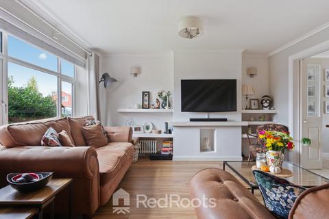 7 Ambleside Crescent, Sprotbrough, Doncaster, DN5 7PR