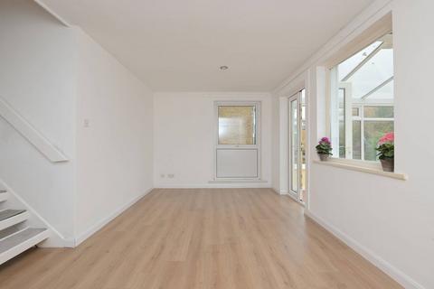 undefined, 11 Hallcroft Park, Ratho, Newbridge, EH28 8SE