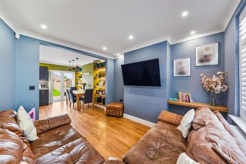 26 Brent Close, Dartford, DA2 6DB