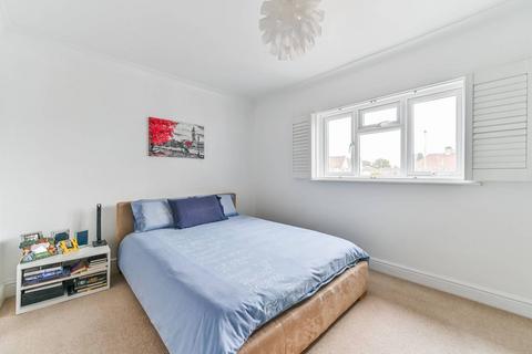 4 bedroom semi-detached house for sale, Malden Road, New Malden, KT3