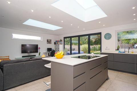 undefined, Parkstone Road, Hastings