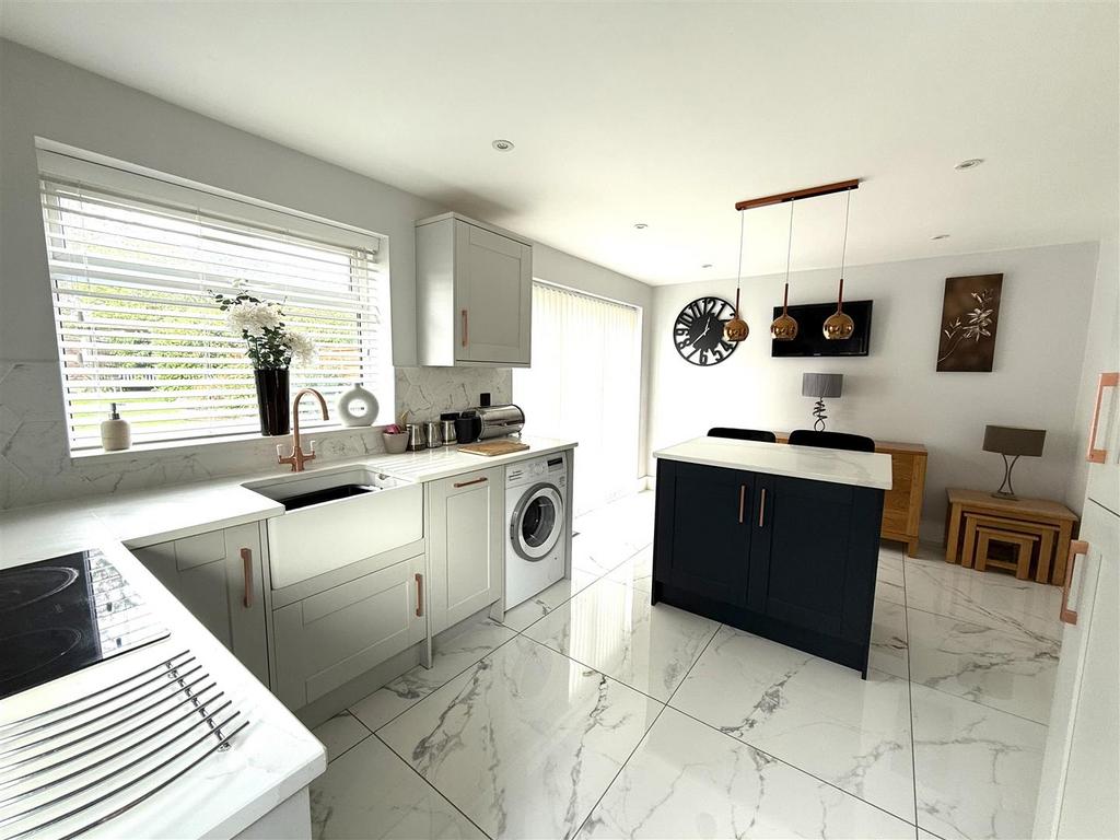 71 old eaton kit 23.jpeg