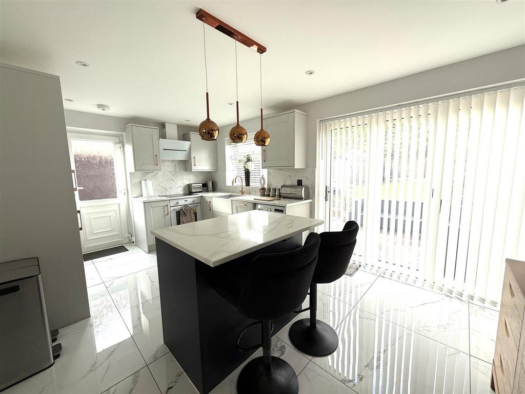 71 old eaton kit 2.jpeg