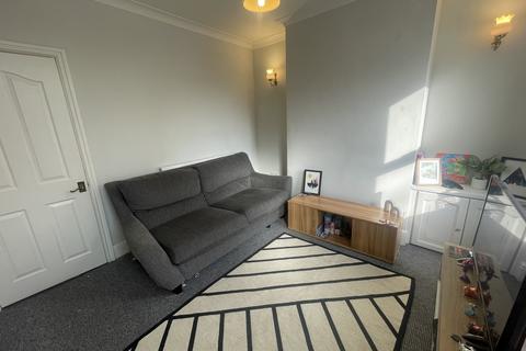 undefined, Lincoln LN5