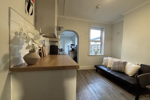 2 bedroom terraced house to rent, Lincoln LN5